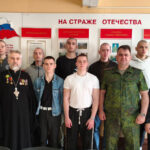 Священник благословил новобранцев на военную службу