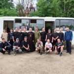 Священнослужитель благословил будущих солдат