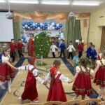 В Кирилловском детском саду состоялся утренник, посвященный празднику Троицы
